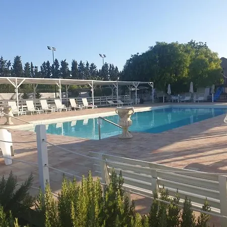 Barbera Con Piscina * Syracuse